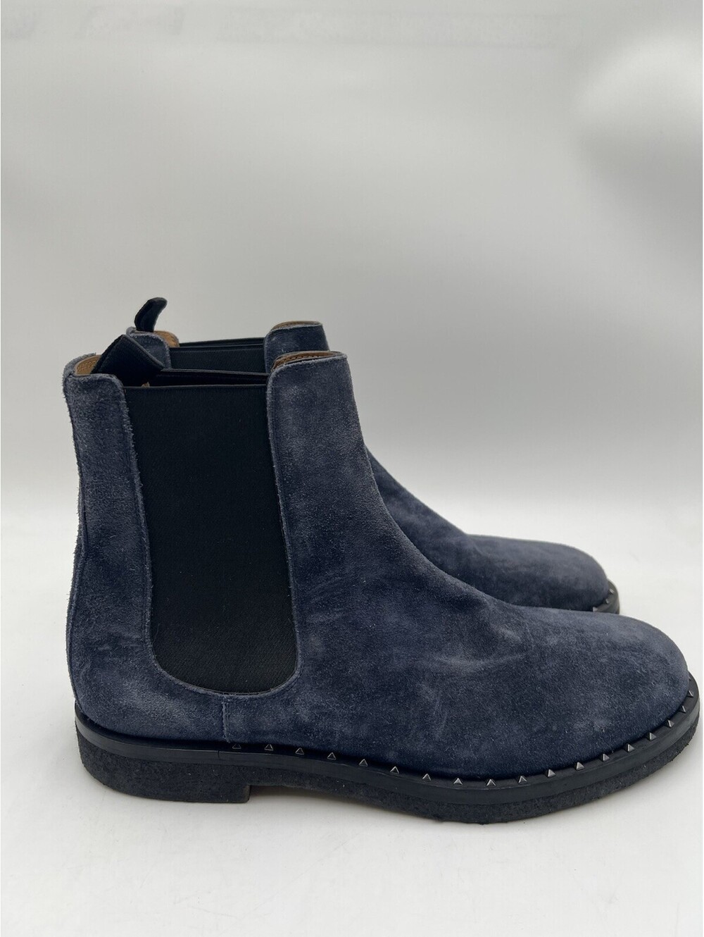 Valentino Garavani Men's Soul Rockstud Suede Chelsea Boots in blue Size 42